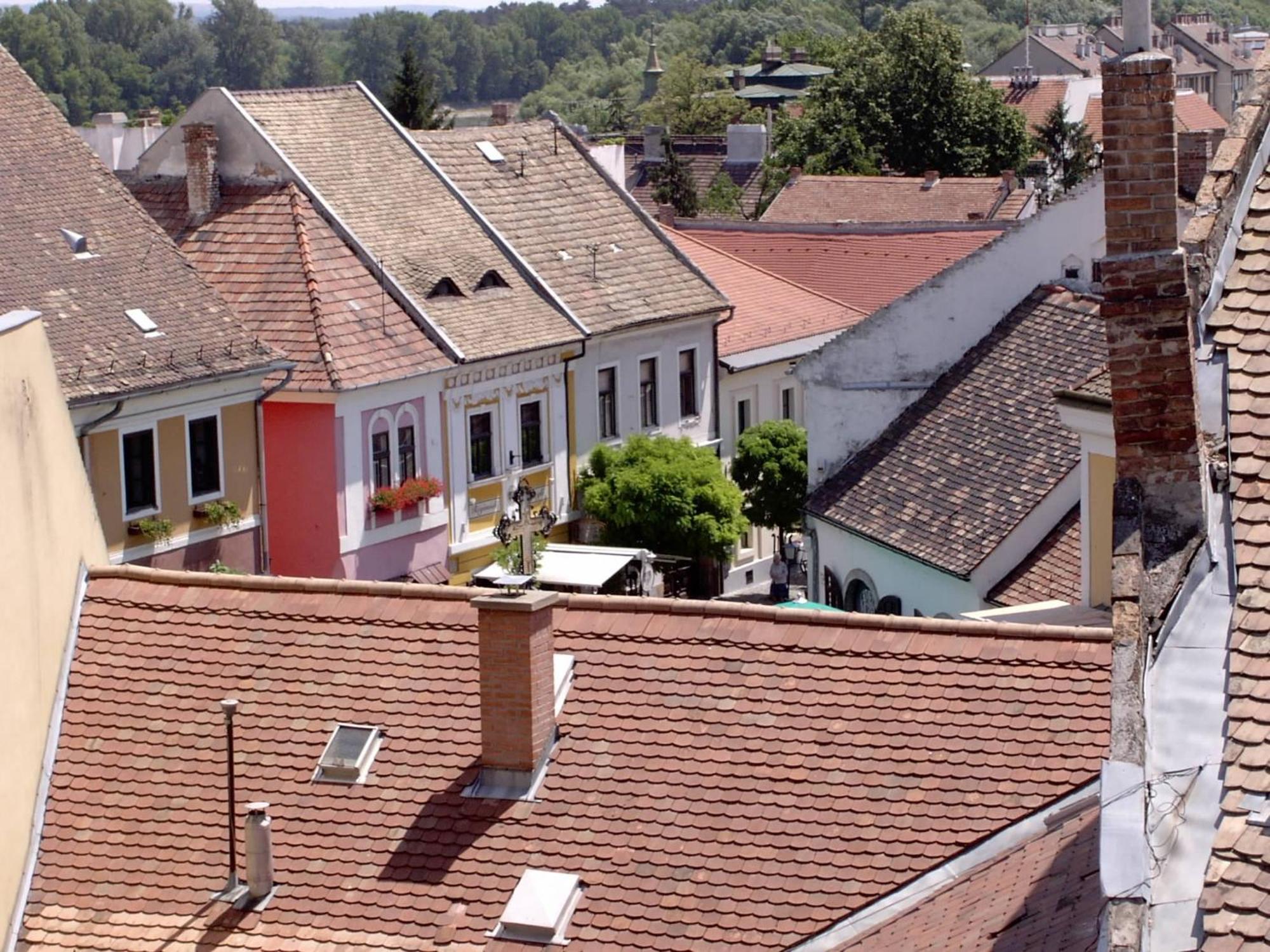 Nr 100 Szentendre Hotel Panzio Szolgaltatasok Bagian luar foto