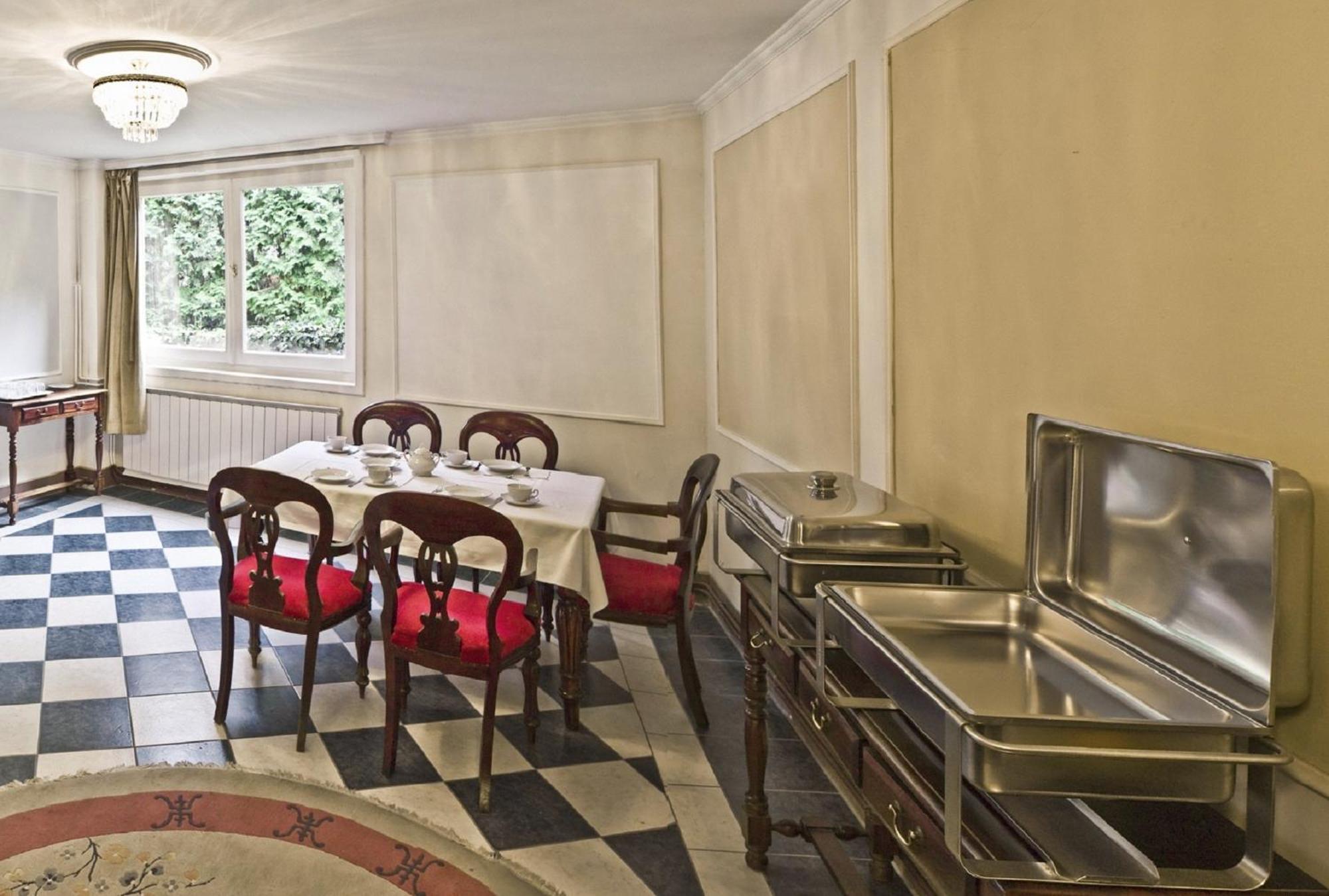 Nr 100 Szentendre Hotel Panzio Szolgaltatasok Bagian luar foto