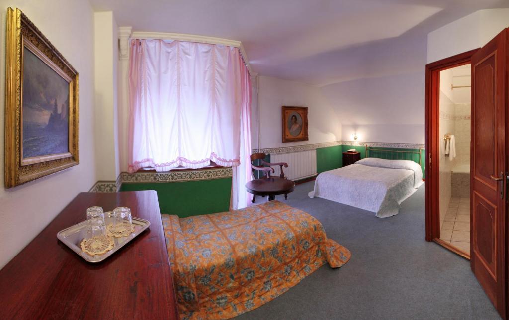 Nr 100 Szentendre Hotel Panzio Szolgaltatasok Bagian luar foto